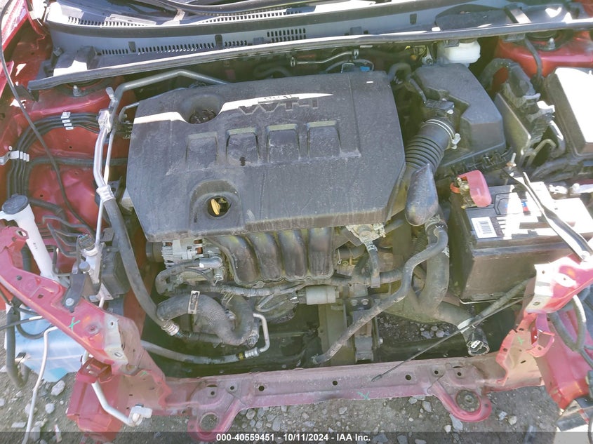 VIN 2T1BURHE2KC138214 2019 TOYOTA COROLLA LE