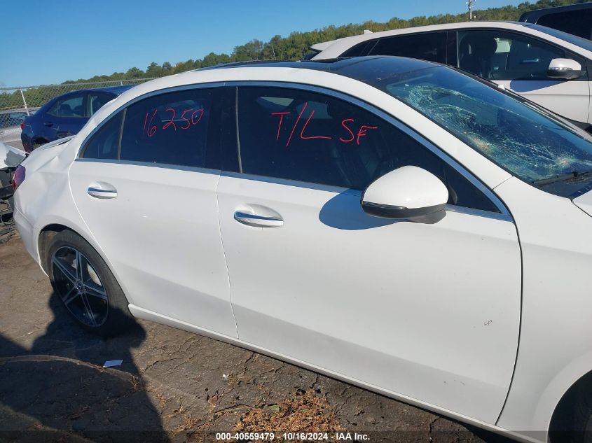 2019 Mercedes-Benz A 220 VIN: WDD3G4EB3KW027788 Lot: 40559479