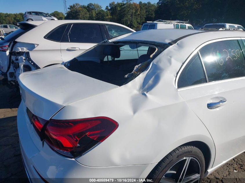 2019 Mercedes-Benz A 220 VIN: WDD3G4EB3KW027788 Lot: 40559479