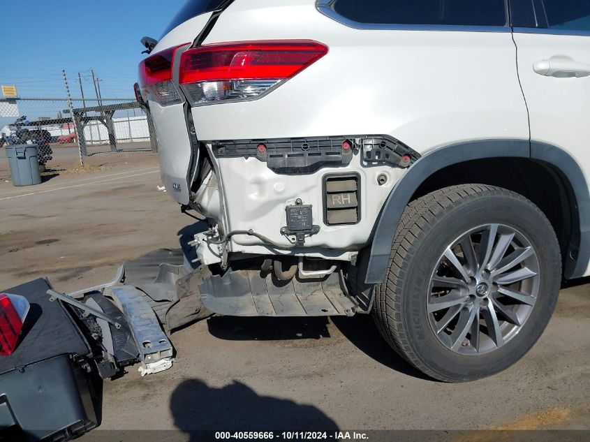 5TDKZRFH7HS511892 2017 TOYOTA HIGHLANDER - Image 22