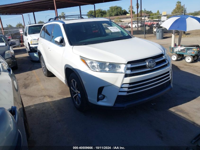 5TDKZRFH7HS511892 2017 TOYOTA HIGHLANDER - Image 1