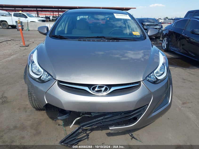 5NPDH4AE9GH732409 2016 Hyundai Elantra Se