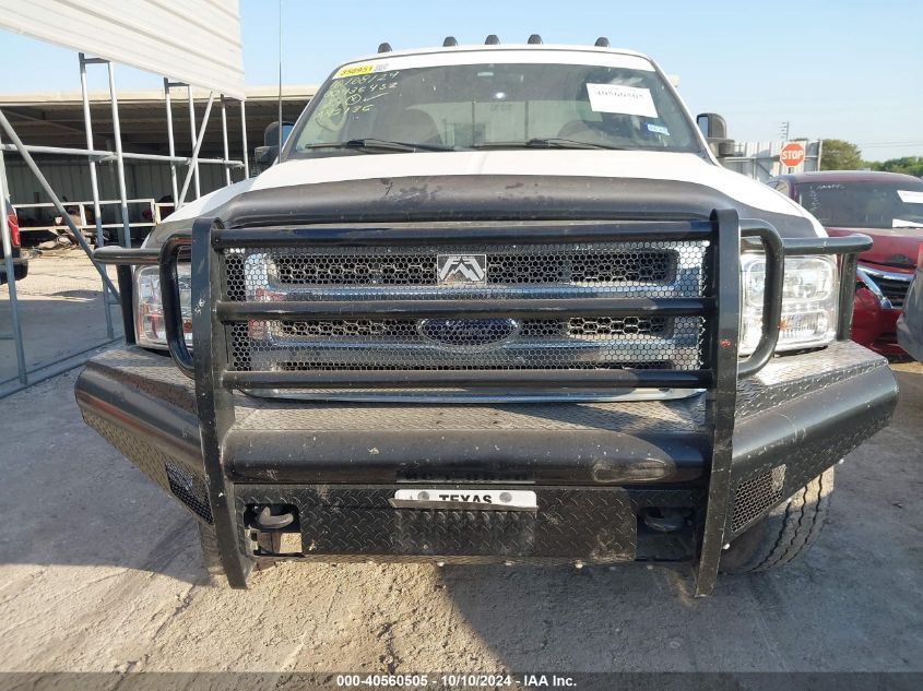 1FDXW46FXYEA42136 2000 Ford F-450 Chassis Lariat/Xl/Xlt