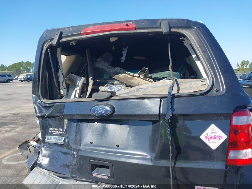 2011 Ford Escape Xls VIN: 1FMCU0C7XBKA93803 Lot: 40560666