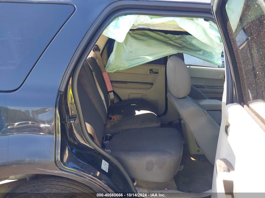2011 Ford Escape Xls VIN: 1FMCU0C7XBKA93803 Lot: 40560666