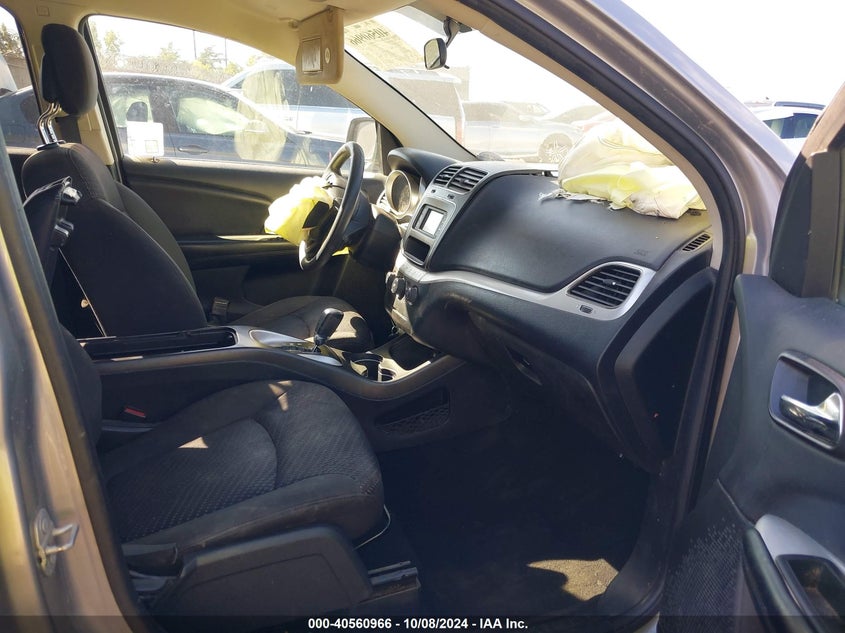 VIN 3C4PDCAB9HT674022 2017 DODGE JOURNEY SE