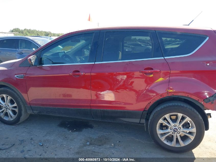 1FMCU9G95HUA62889 2017 Ford Escape Se