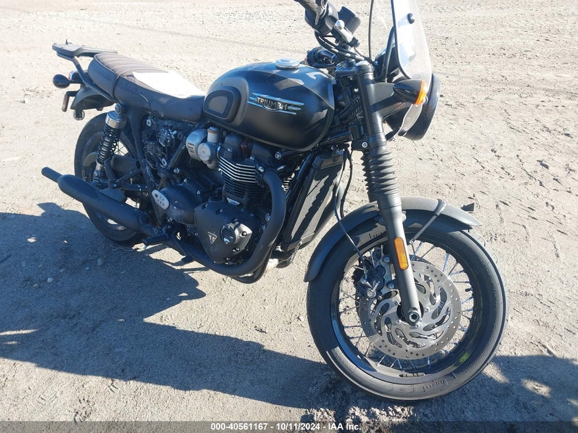 2022 TRIUMPH MOTORCYCLE BONNEVILLE T120/BLACK - SMTD40HL8NTAX9674