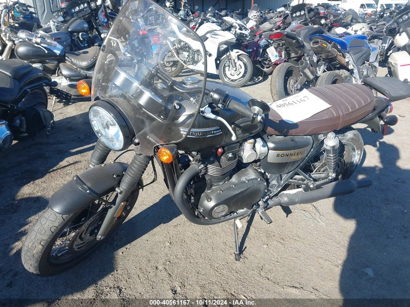 2022 TRIUMPH MOTORCYCLE BONNEVILLE T120/BLACK - SMTD40HL8NTAX9674