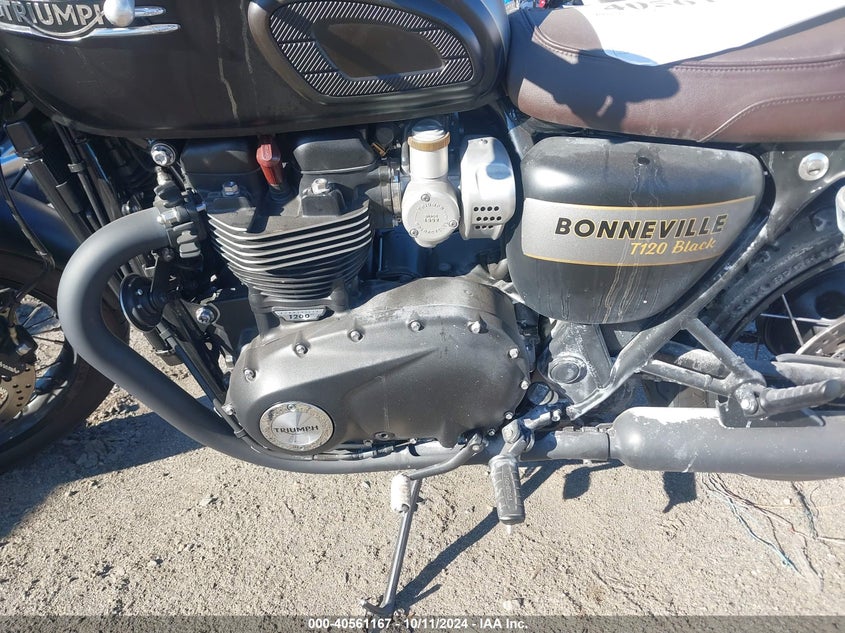 2022 TRIUMPH MOTORCYCLE BONNEVILLE T120/BLACK - SMTD40HL8NTAX9674