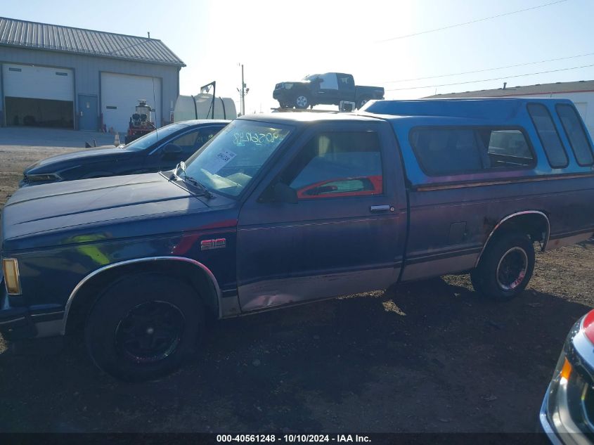 1988 Chevrolet S Truck S10 VIN: 1GCCS14R3J2242566 Lot: 40561248