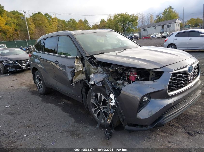 2021 TOYOTA HIGHLANDER HYBRID XLE - 5TDHBRCH7MS042946