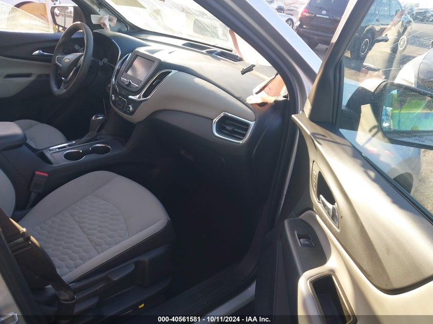 VIN 3GNAXHEV8JS562894 2018 CHEVROLET EQUINOX LS