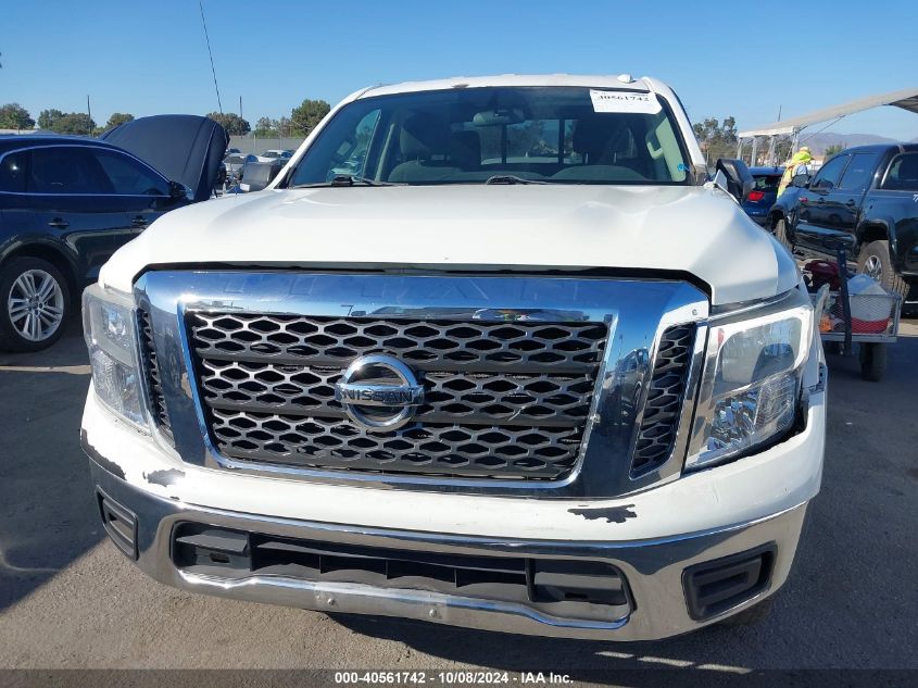 1N6AA1EK2HN549308 2017 Nissan Titan Sv