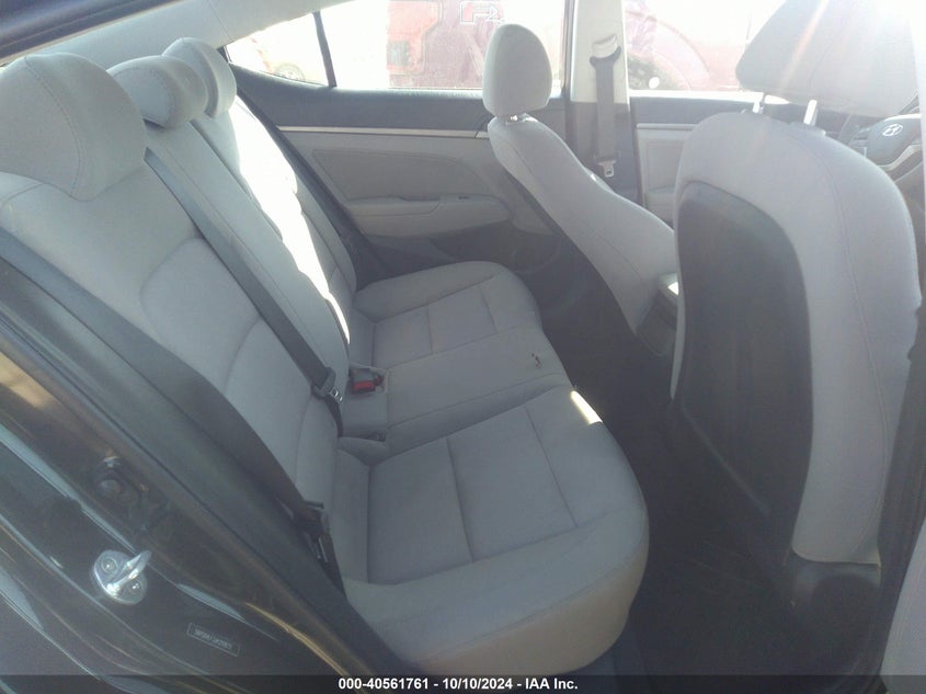 5NPD84LF3JH310973 2018 Hyundai Elantra Sel