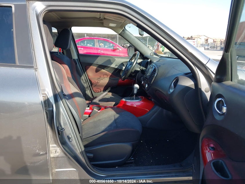 2013 NISSAN JUKE SV - JN8AF5MV6DT227059
