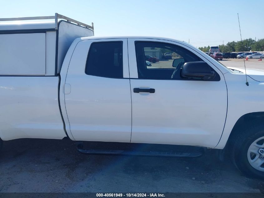 2019 Toyota Tundra Sr 5.7L V8 VIN: 5TFCY5F11KX024207 Lot: 40561949