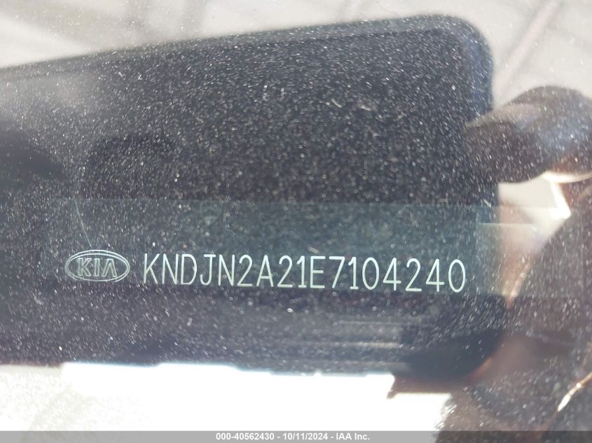 KNDJN2A21E7104240 2014 Kia Soul