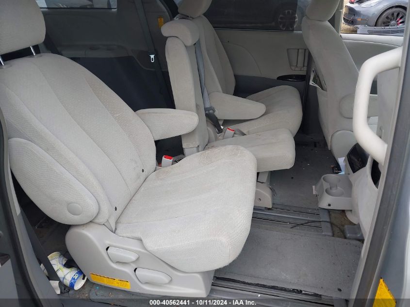 5TDKK3DC6ES495897 2014 Toyota Sienna Le V6 8 Passenger