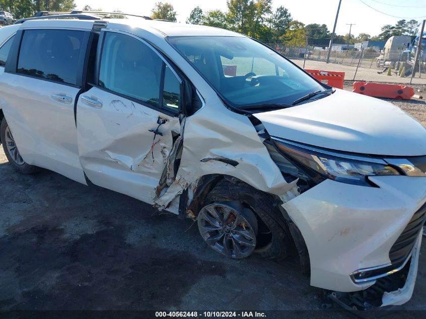 5TDYRKEC5MS062763 2021 Toyota Sienna Xle