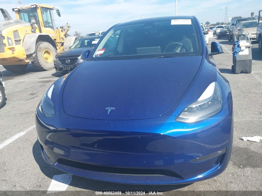 2024 Tesla Model Y VIN: 7SAYGDED3RF047803 Lot: 40562459