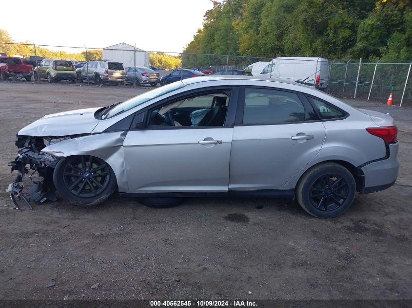 2016 Ford Focus Se VIN: 1FADP3F23GL365861 Lot: 40562545