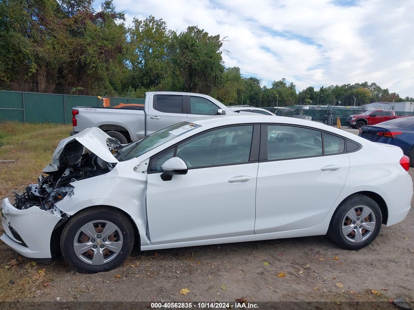 VIN 1G1BC5SM2J7200568 2018 CHEVROLET CRUZE LS AUTO