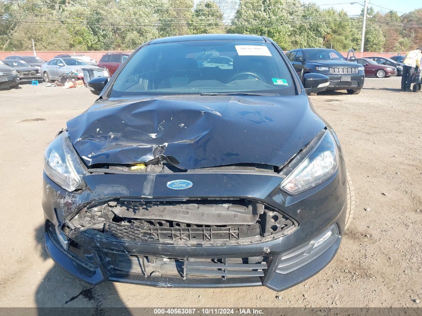 1FADP3L94JL237895 2018 Ford Focus St