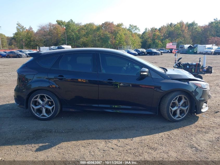 1FADP3L94JL237895 2018 Ford Focus St