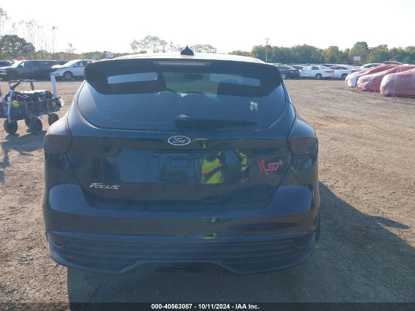 1FADP3L94JL237895 2018 Ford Focus St