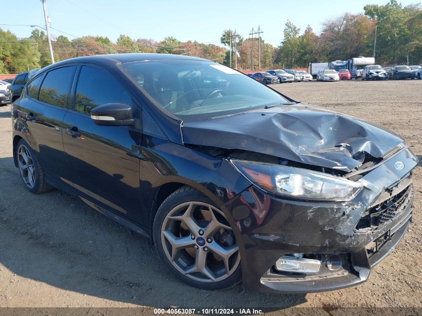 1FADP3L94JL237895 2018 Ford Focus St