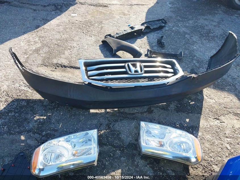 2015 Honda Pilot Ex-L VIN: 5FNYF3H58FB013284 Lot: 40563456