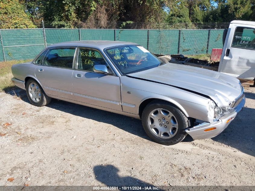 SAJDA24C31LF37822 2001 Jaguar Vandenplas