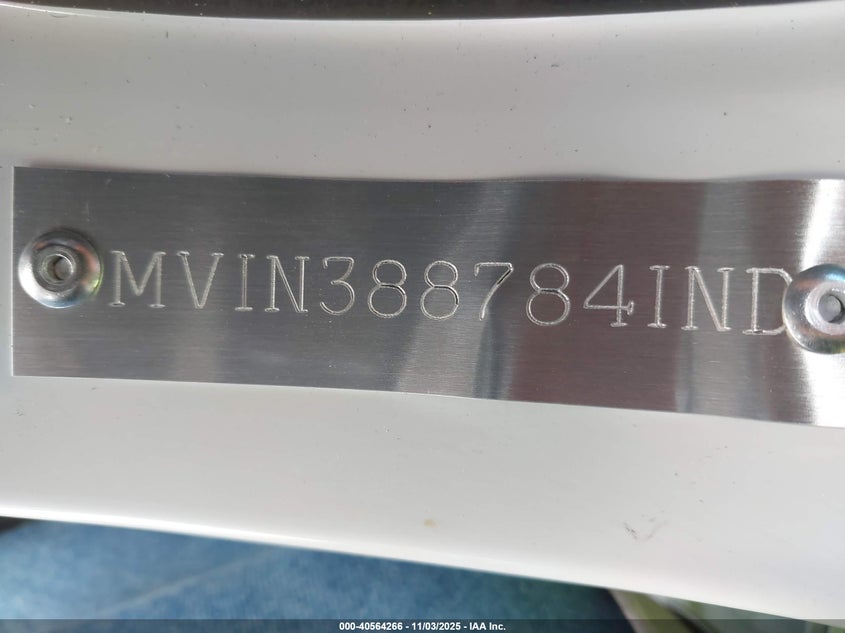 MVIN388784IND 2023 TOYOTA TACOMA photo no. 9