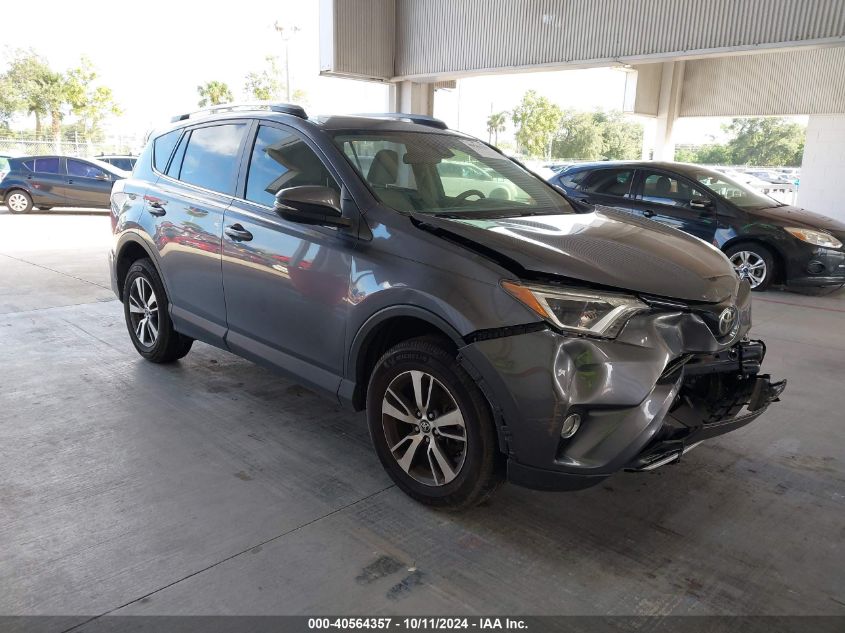 JTMWFREV5HD102402 2017 TOYOTA RAV 4 - Image 1