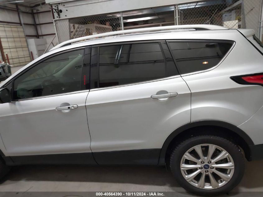 1FMCU9J99JUB43618 2018 Ford Escape Titanium