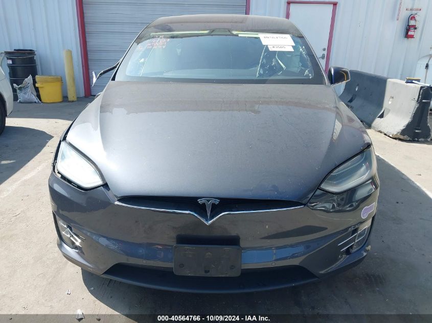 2017 Tesla Model X VIN: 5YJXCAE43HF055854 Lot: 40564766