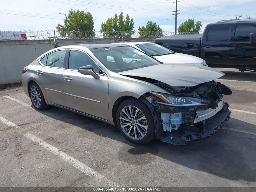 58ADZ1B16LU073121 2020 LEXUS ES - Image 1