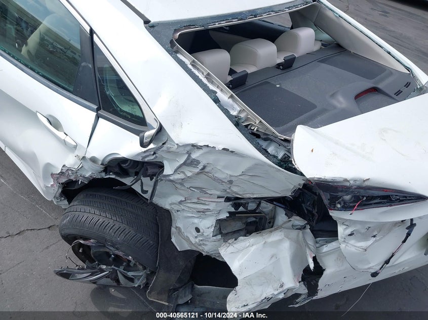 VIN 19XFC2F60KE206177 2019 HONDA CIVIC LX