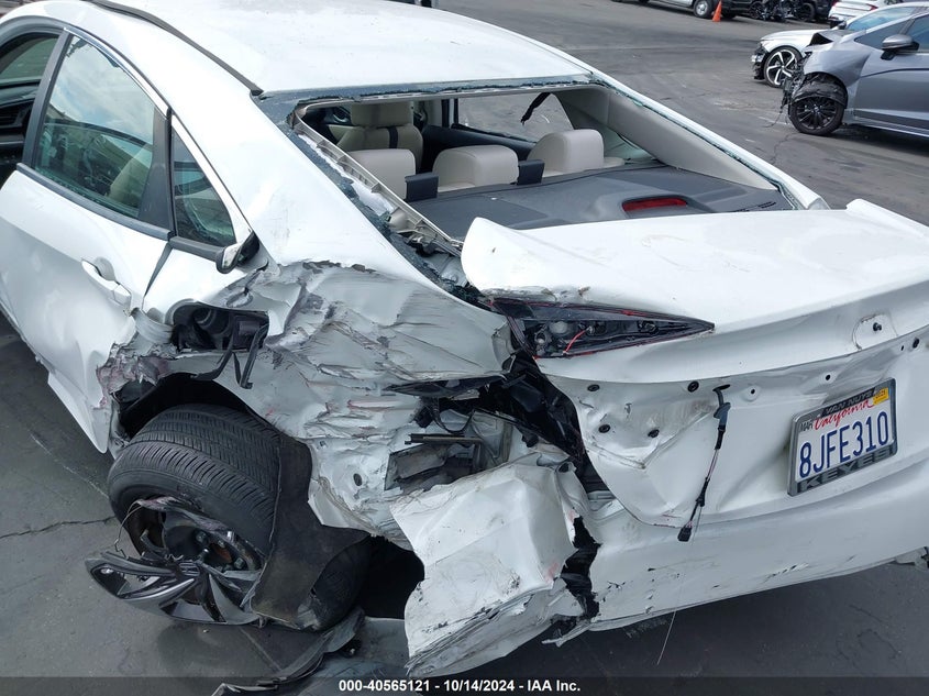 VIN 19XFC2F60KE206177 2019 HONDA CIVIC LX
