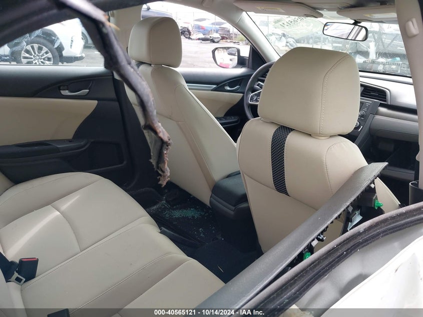 VIN 19XFC2F60KE206177 2019 HONDA CIVIC LX