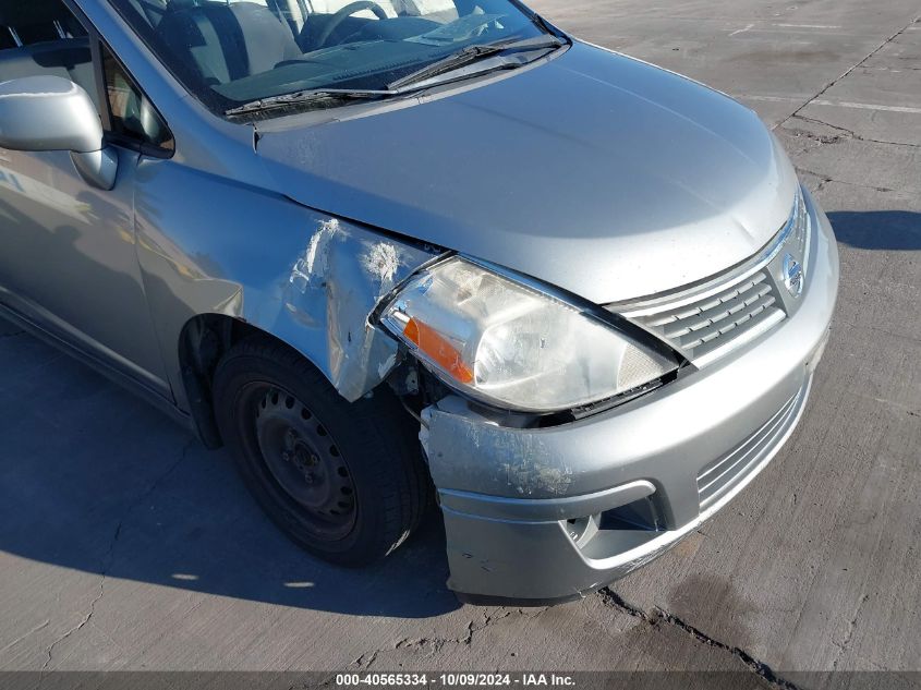 2009 Nissan Versa 1.8S VIN: 3N1BC13E39L410985 Lot: 40565334