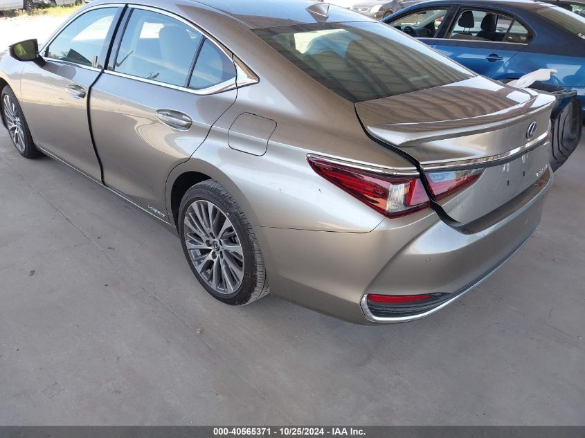 VIN 58ADA1C1XMU007369 2021 Lexus ES, 300H no.3