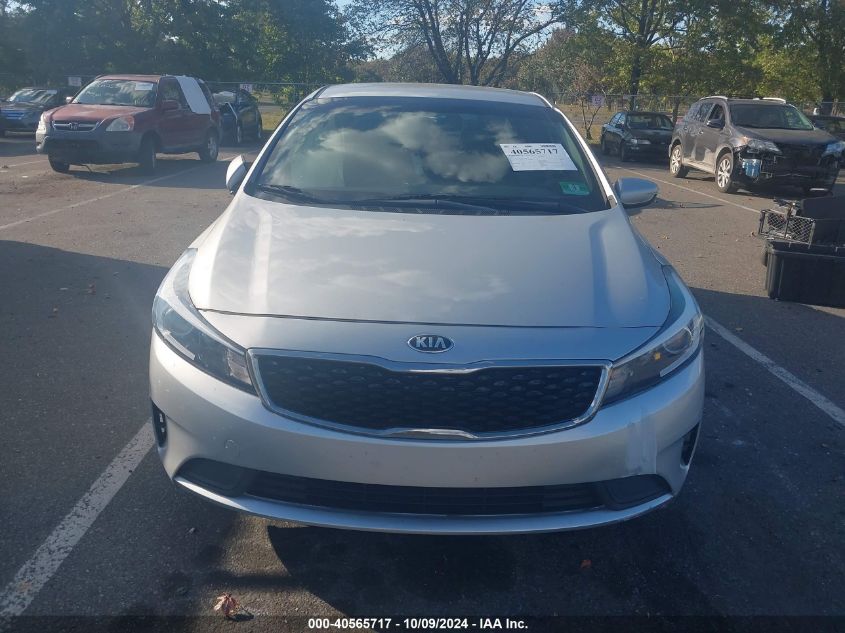 3KPFK4A79JE212640 2018 Kia Forte Lx