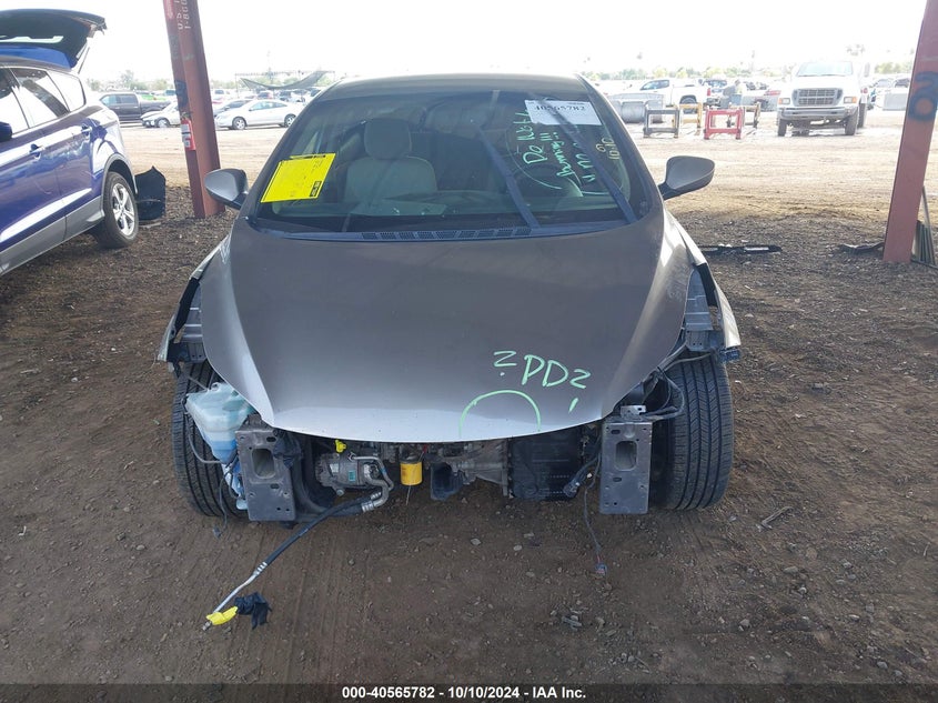 5NPDH4AE2GH778051 2016 Hyundai Elantra Se