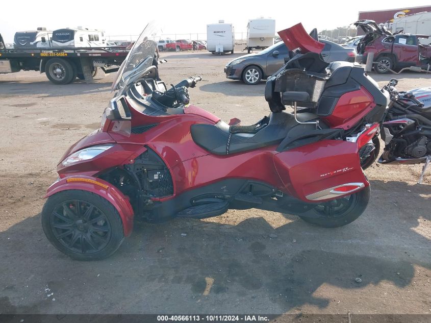 2BXNBDD26FV002571 2015 Can-Am Spyder Roadster Rt/Rt-S/S Series/Ltd