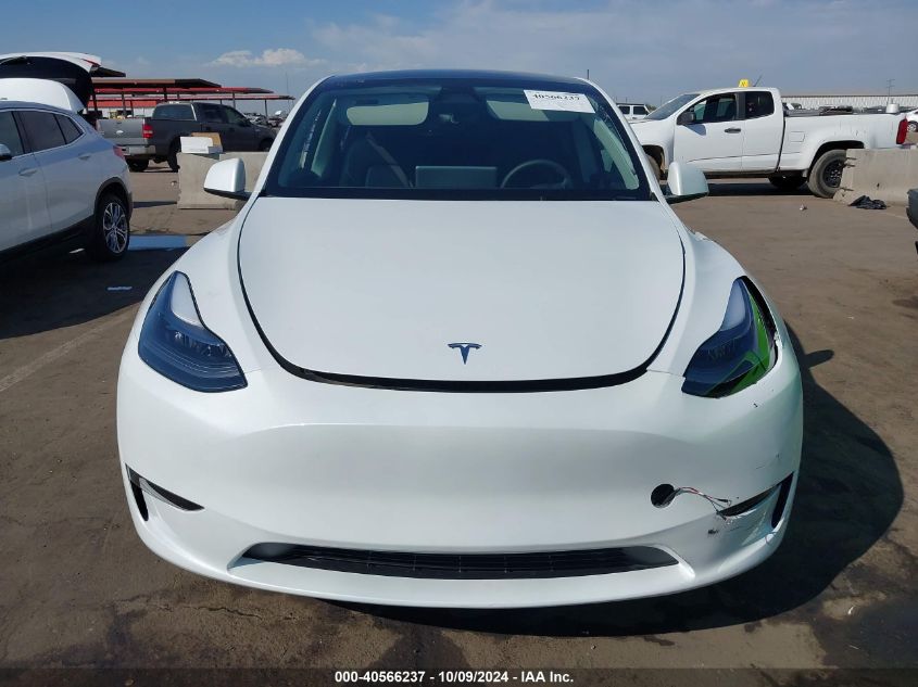 2024 Tesla Model Y Long Range Dual Motor All-Wheel Drive/Rwd VIN: 7SAYGDED1RF098104 Lot: 40566237