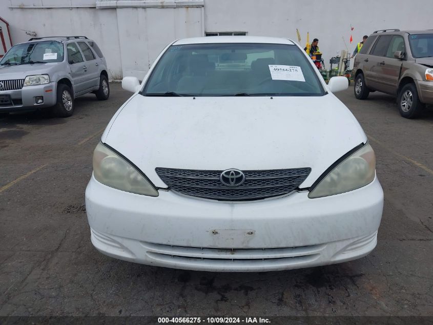 2004 Toyota Camry Le VIN: 4T1BE30K94U266169 Lot: 40566275