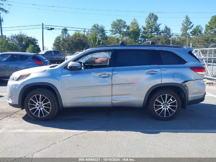 5TDJZRFH8HS453660 2017 Toyota Highlander Se