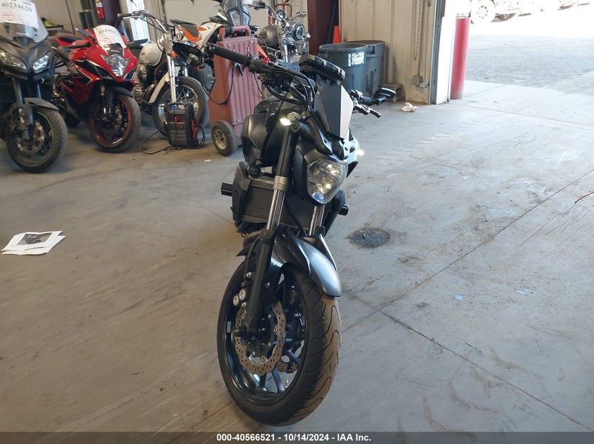 2016 YAMAHA FZ07 JYARM06E0GA007609